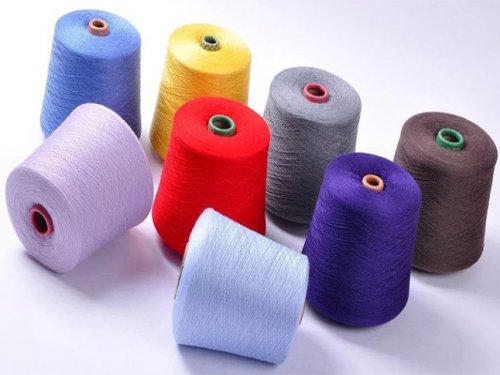 What are the characteristics of slub yarn